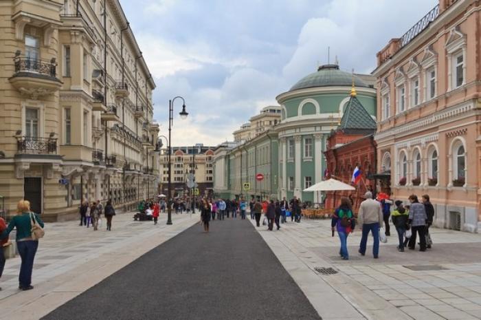 Какая из ныне существующих улиц Москвы самая старая