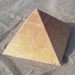 Как вычислить высоту пирамиды